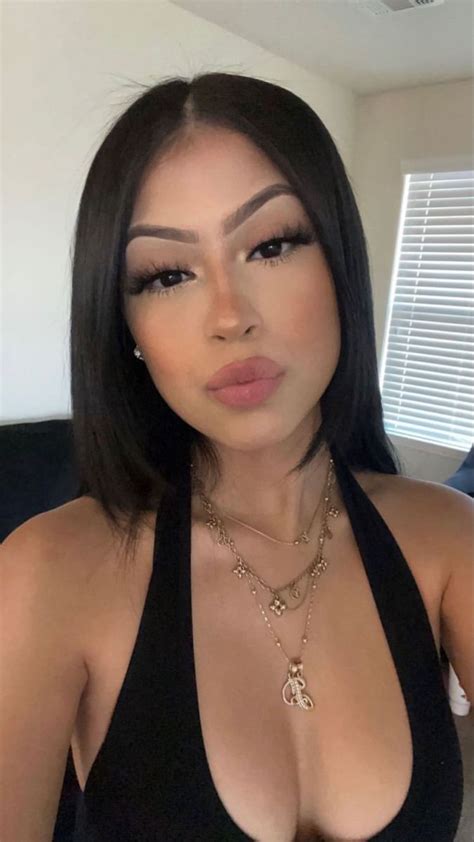 Id Es De Latina Makeup En Idee Tenue Maquillage Facile Fond D Ecran Pastel