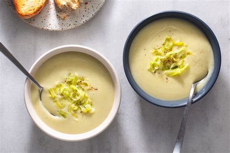 Irresistible French Potato And Leek Soup Recipe