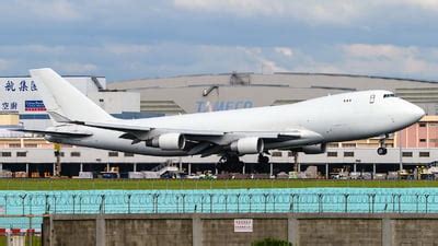 N713CK Boeing 747 4B5F SCD Kalitta Air Charles Cunliffe JetPhotos