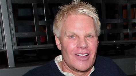 Mike Jeffries Ex Abercrombie Ceo Arrested In Sex Trafficking Investigation