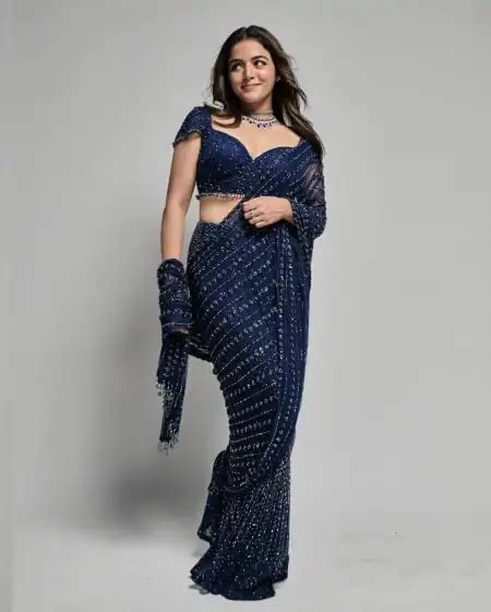 Wamiqa Gabbi Latest Hot And Sexy Pics And Photo