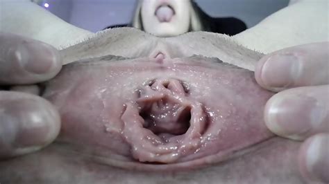 Pussy Hole Spreading