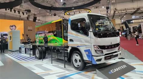 Mitsubishi Fuso Hadirkan Next Generation Ecanter Di Giias Neraca