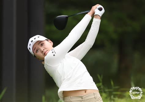 Klpga 이제영 단독 선두로 생애 첫 우승 도전 Vs 한진선의 2연패 우승 하이원리조트 여자오픈