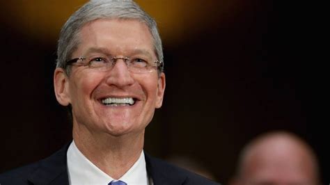 Apple Ceo Tim Cook To Meet Narendra Modi In India The American Bazaar