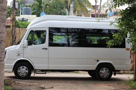 Book Luxury 8910 Seater Car Rental In Pune Shelke Travels