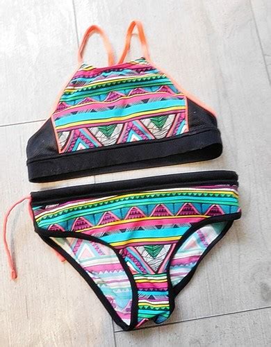 OLAIAN Bustier Bikini Gr 128 vorne komplett gefüttert eBay de