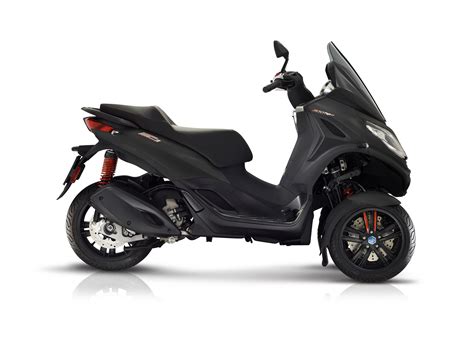 Piaggio MP3 300 HPE Scooteria