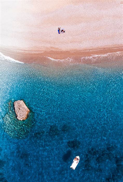 Stelari Beach, an idyllic and isolated cove | Estrella Damm