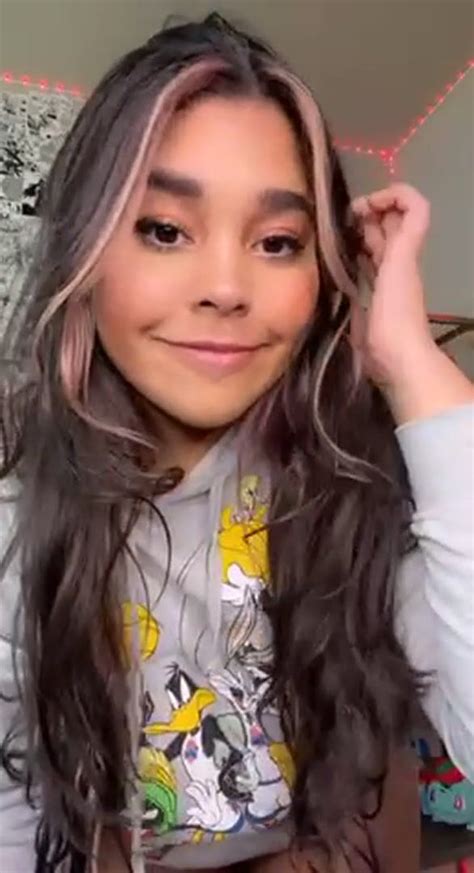 Latinas Any Older Men Here Wants To Wish Me A Happy Birthday With My First Creampie Porn