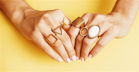 Wearing Rings On Different Fingers Meaning Girls Name Rings And Fingers