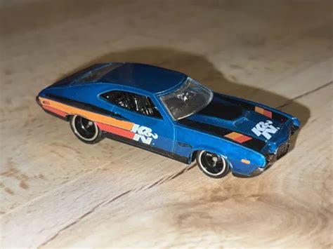 Hot Wheels Showroom Ford Gran Torino Sport Super