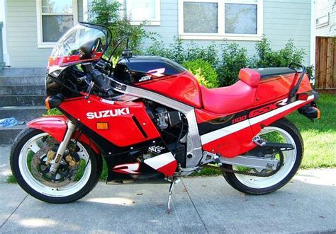 1988 Suzuki Gsx R 1100 Motozombdrivecom