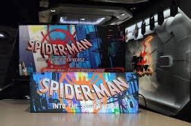 Hot Toys PLIG004N Spiderman Into The Spider Verse Light Box Hobbies Toys Toys Games On