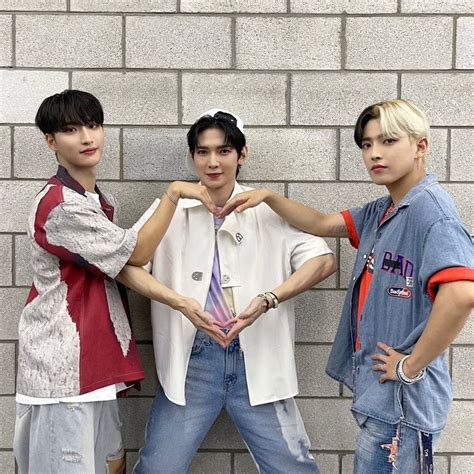 pin de bella em ateeez beloved em