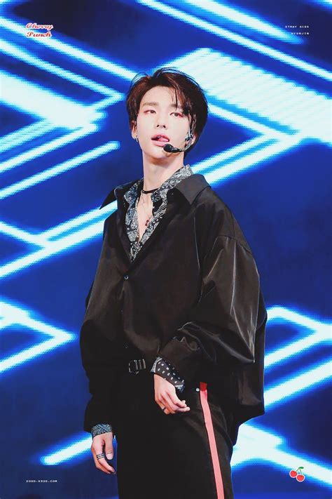 Straykids Hyunjin วอลเปเปอร์