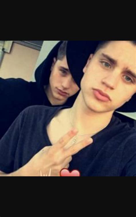 Pin By ADAHLI On My Board Blonde Twins Martenez Twins Twins