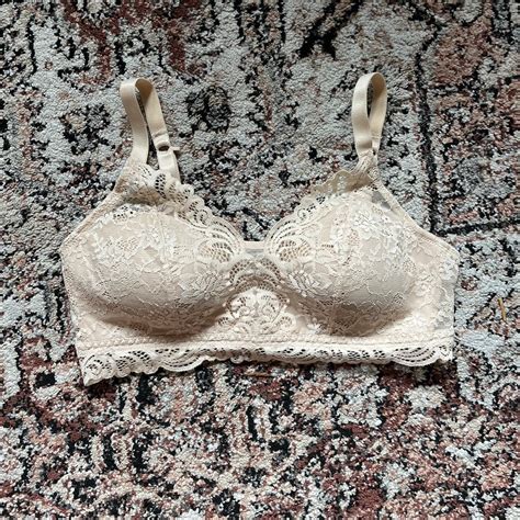 Ivory Medium Bralette Repop It Was Too Big Im Depop