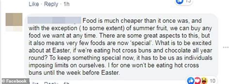 Picture Of Hot Cross Buns Are Spotted On Sale At A Supermarket In OCTOBER Divides The Internet