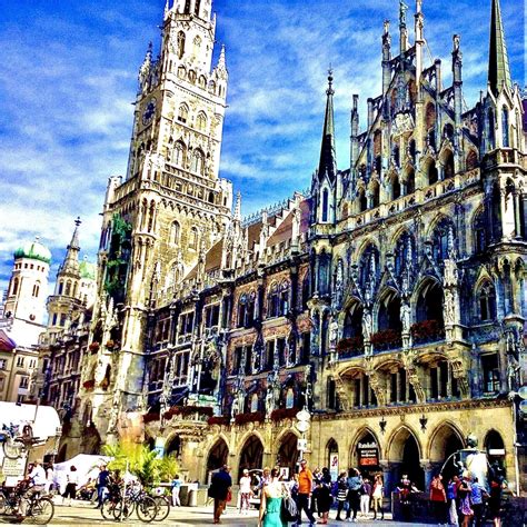 A Quick Tourist Guide To Marienplatz Munich Rachelie Tourist Guide
