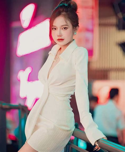 Ngắm body vạn người mê của hot girl Hà Nội Titanic Nơi mọi thứ được chia sẻ