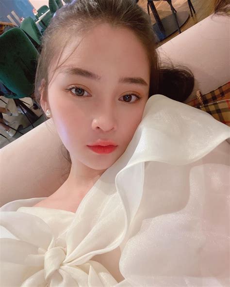 Nhan sắc cô gái được mệnh danh hot girl số 1 Đà Nẵng theNEXTvoz