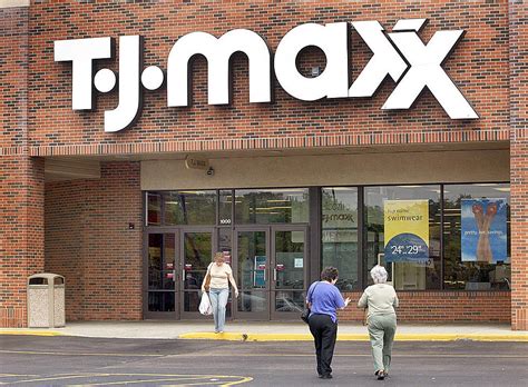 Tj Maxx Marshalls Home Goods To Reopen Soon