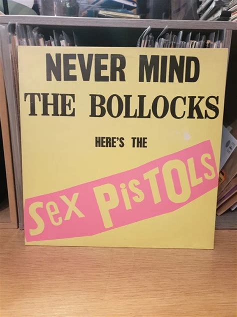 NEVER MIND THE Bollocks Here S The Sex Pistols Vinyl 1977 V2086 A5 B8 EUR 53 04 PicClick IT