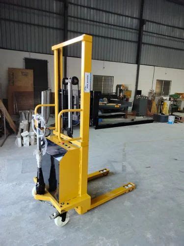 Industrial Battery Operated Electrical Stacker At ₹ 105000piece