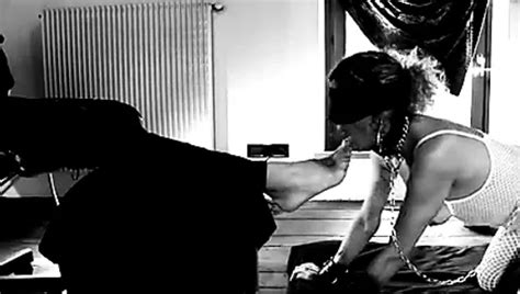 Female Licks Male Feet 00722 Slave Big Natural Tits Porn XHamster