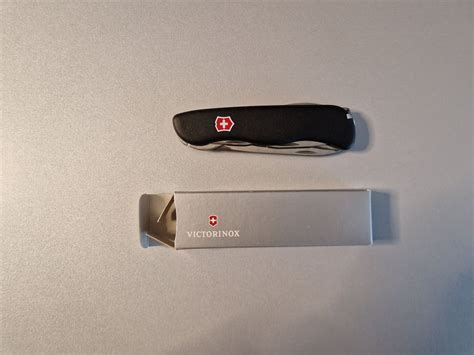 Victorinox Picknicker (Neu und originalverpackt) in Baar für CHF 24 ...