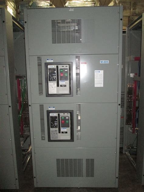 Eaton Pow R Line Switchboard 1600 480Y 277 Volt 3Ph 4W NEMA 1 R G