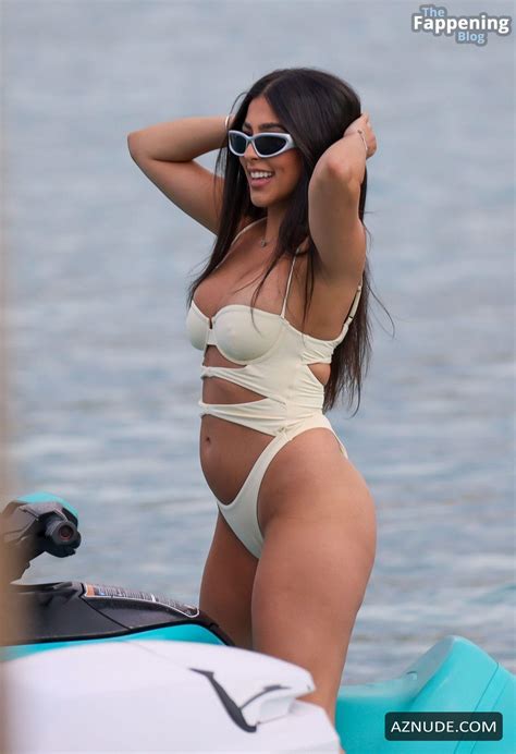 Arianna Ajtar S Sexy Bikini Show In Ibiza Aznude