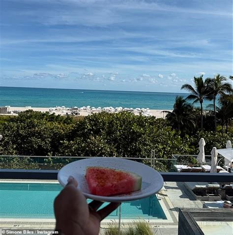 Simone Biles Shows Off Her Toned Figure In A Tiny Burgundy Bikini As She Enjoys A Lavish Girls