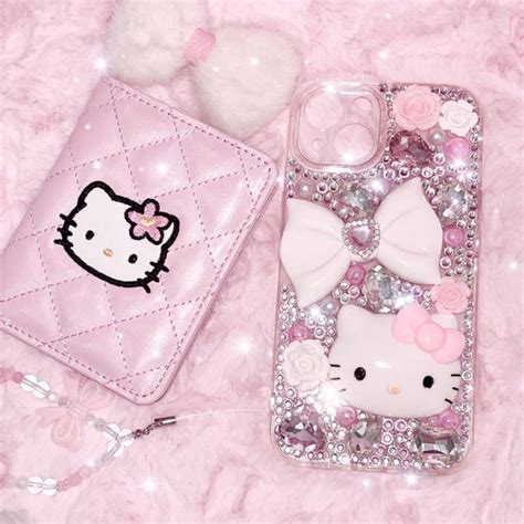 Pin by ｡* ☆𝓅𝑜𝓂𝓅𝓊𝓇𝒾𝓃 ☆*｡ on girly is happy | Hello kitty phone case ...
