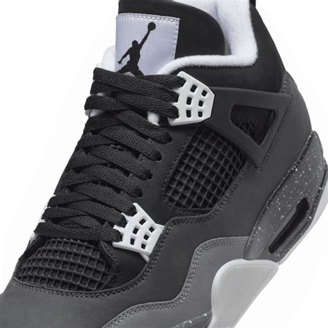 JORDAN 4 Retro 'FEAR'