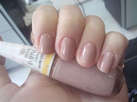 Coisas que me distraem Esmalte da Semana NUDE CLÁSSICO