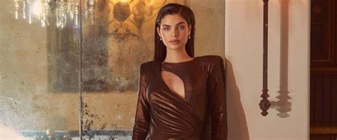 Nadia Ferreira presentará los Premios Billboard de la Música Latina Dia