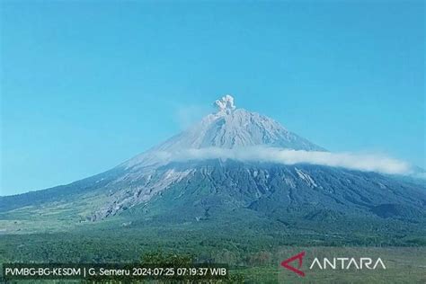 Gunung Semeru Meletus Lagi Muntahkan Abu Vulkanik Setinggi 900 Meter