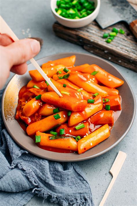 Easy Vegan Tteokbokki Spicy Korean Rice Cakes Full Of Plants