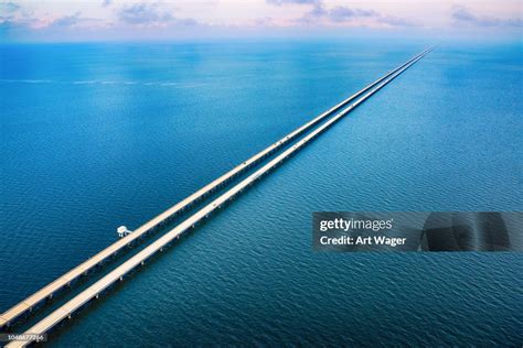 Lake Pontchartrain Causeway Aerial High-Res Stock Photo - Getty Images