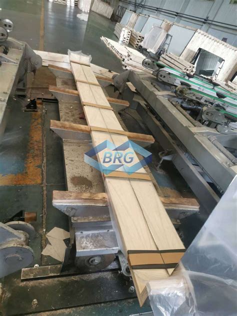 High Reflective Fashion Metal Epoxy Mirror Sheets Safety Backing Vinyl