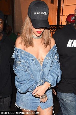 Rihanna Oozes Sex Appeal In Skin Tight Leather Corset At V Festival Daily Mail Online