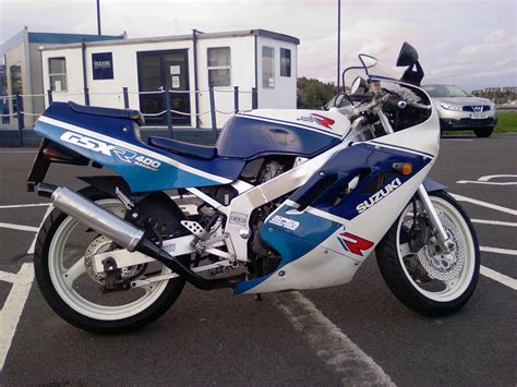 Suzuki Suzuki Gsx R 400 Motozombdrivecom