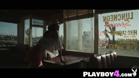 Big Natural Tits Milf Posing Outdoor And Hot Babe Showed Her Sexy Body