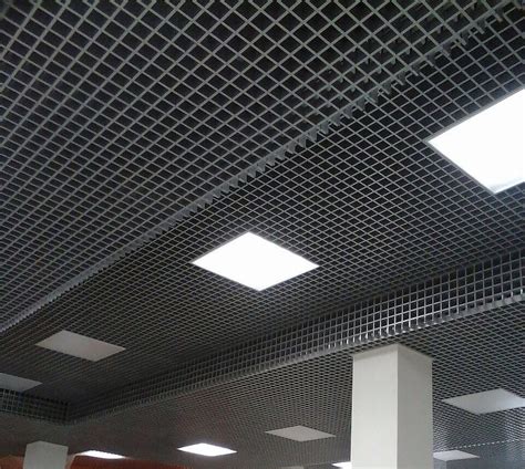 Нетиповые решения при монтаже грильято | Грильято. Подвесной потолок ...