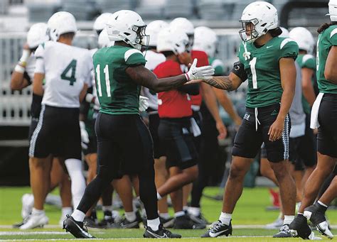 Dave Reardon Hawaiis Youngsters Put Patience To The Test Honolulu