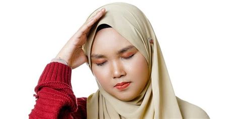 Tips Atasi Ketombe Dengan Bahan Alami