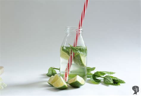 FOOD: Rezept für einen leckeren Hugo Cocktail - arianebrand