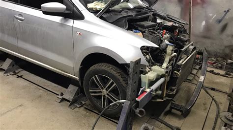 Volkswagen Polo ремонт лонжеронов и заднего крыла - YouTube